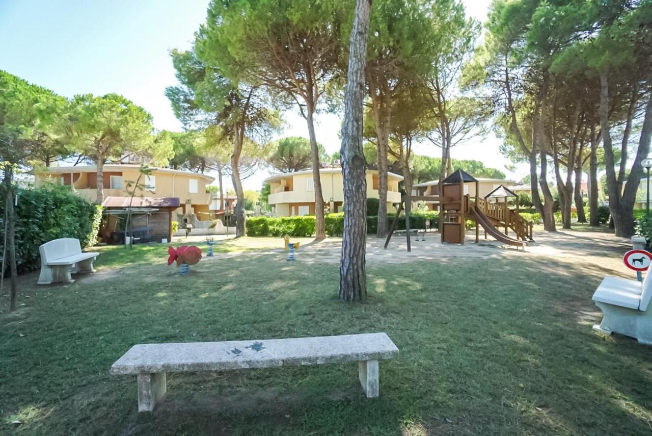 Villaggio Tivoli Bibione Esterno foto