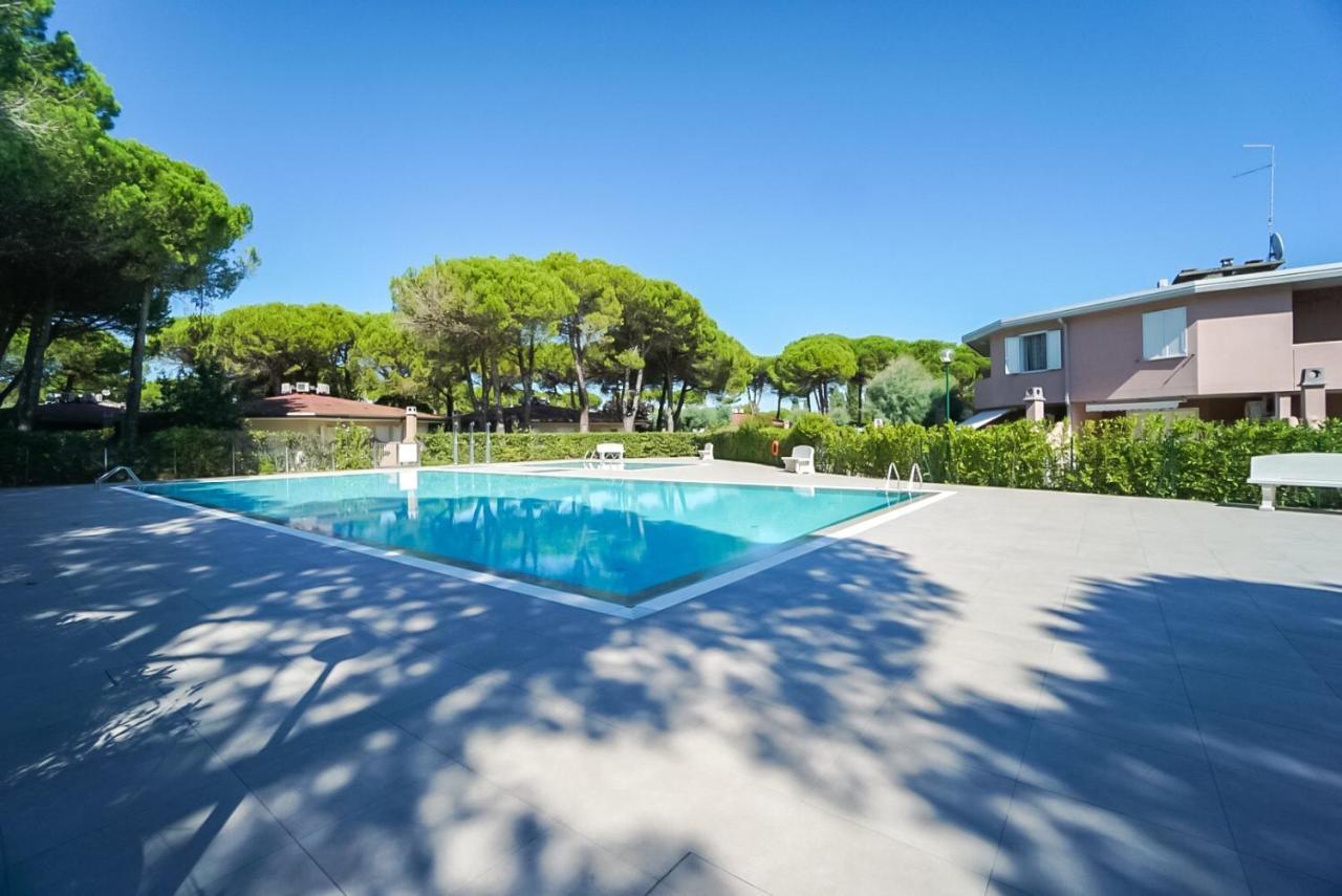 Villaggio Tivoli Bibione Esterno foto