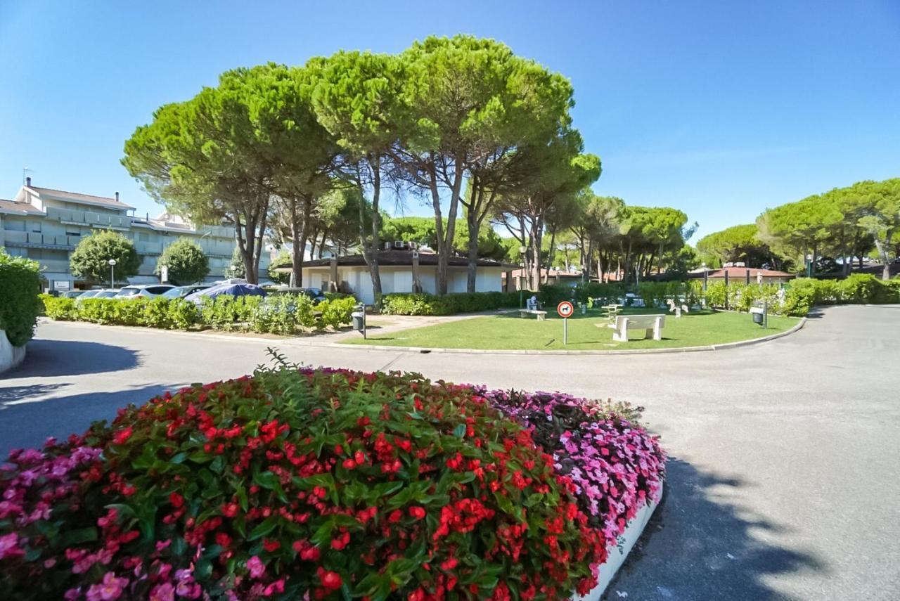 Villaggio Tivoli Bibione Esterno foto